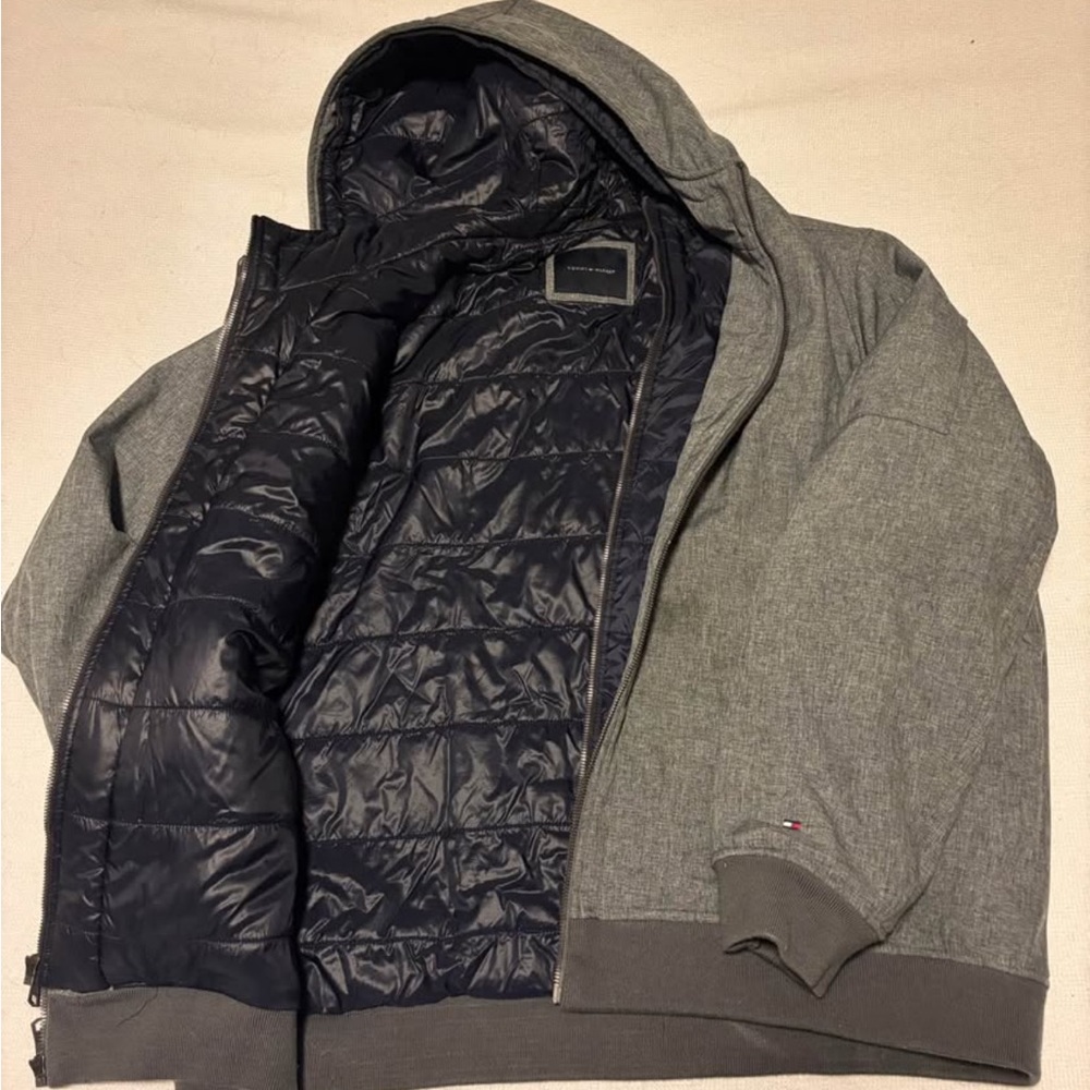 Tommy Hilfiger Charcoal Quilted Outerwear - Picture 3 of 5